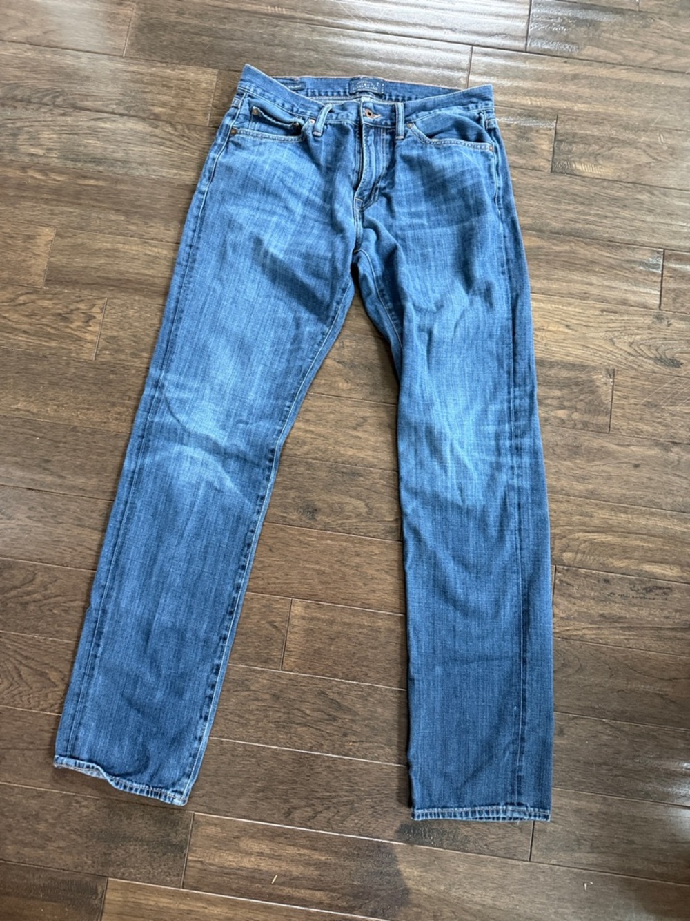 Lucky Brand Men's Mid-Blue Straight Jeans 221 Original Straight   32 x36L